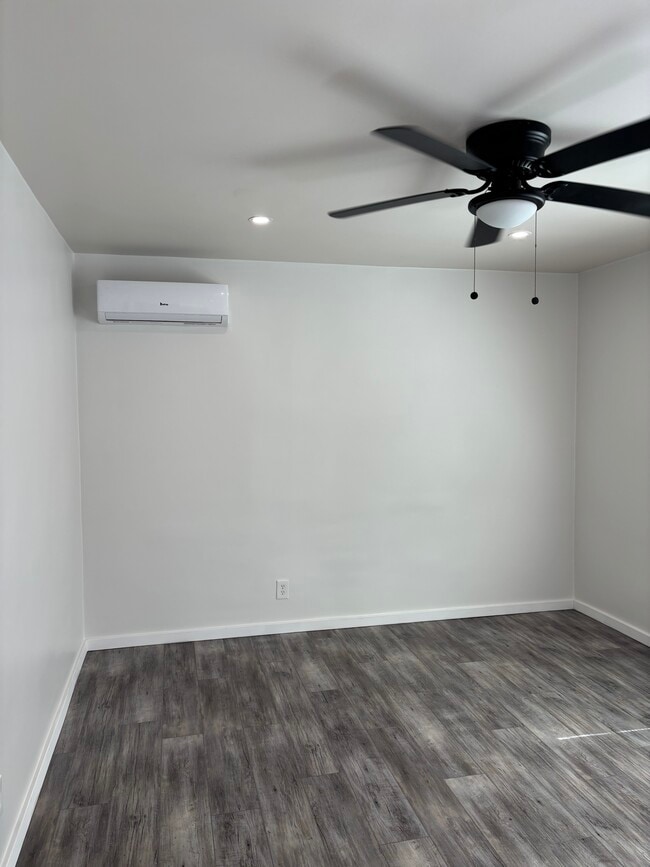 Foto del edificio - 12437 Rose Ave