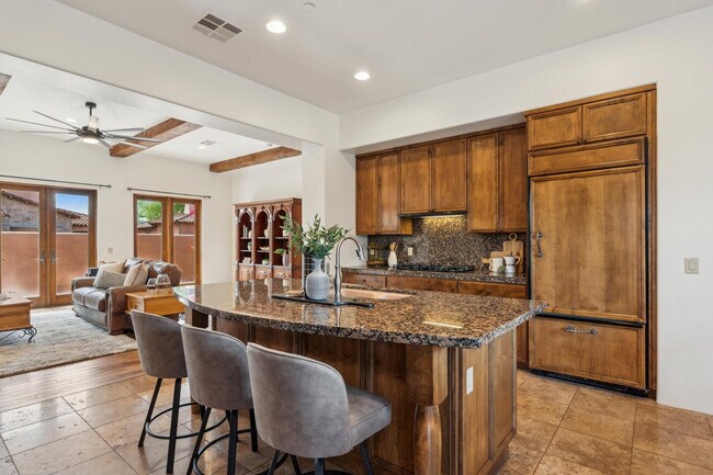 Foto del edificio - 7701 E Golden Eagle Cir