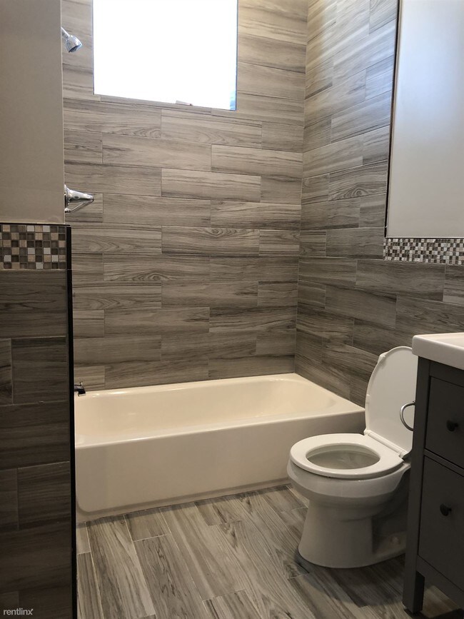 Foto del edificio - 3 br, 2 bath Triplex - 513 South St #1F