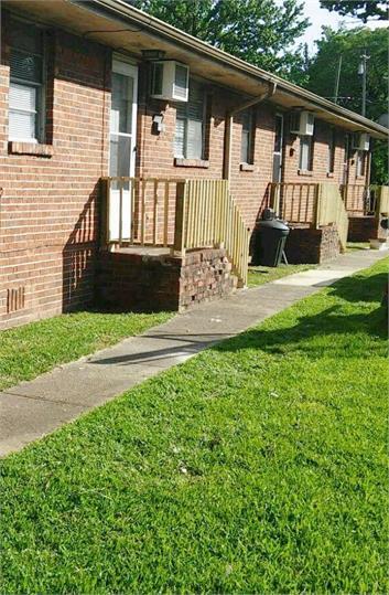 Primary Photo - 1128 Thomason Ave