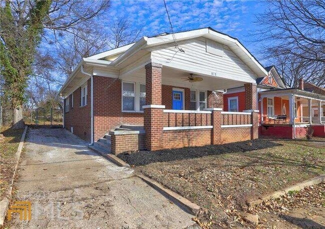 Foto del edificio - 675 Gillette Ave SW
