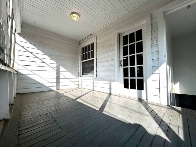 Foto del edificio - 1305 Lorrain St - Unit C