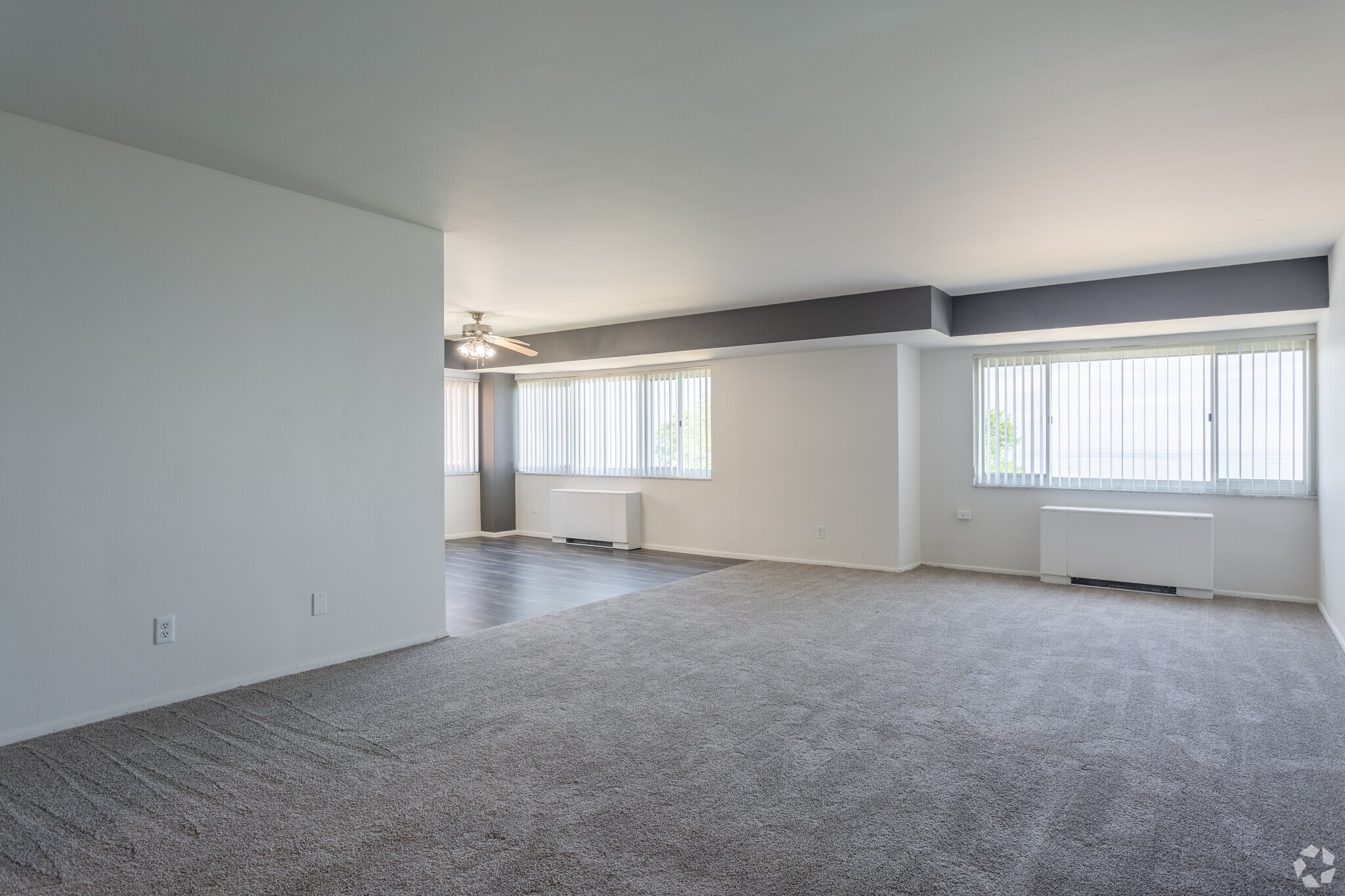 Shoreham Apartments – photo 2