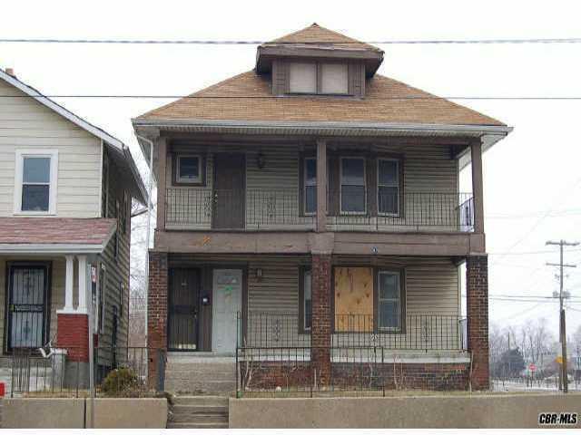 Building Photo - 928 E 5th Ave