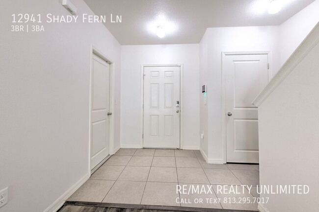 Foto del edificio - 12941 Shady Fern Ln