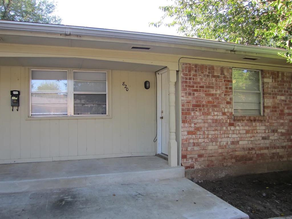 Foto principal - 313 Garrison Dr