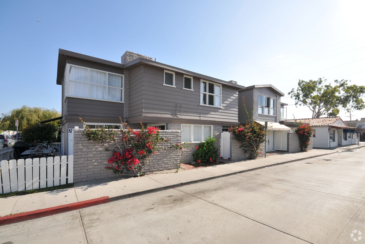 Primary Photo - 200 Onyx Ave