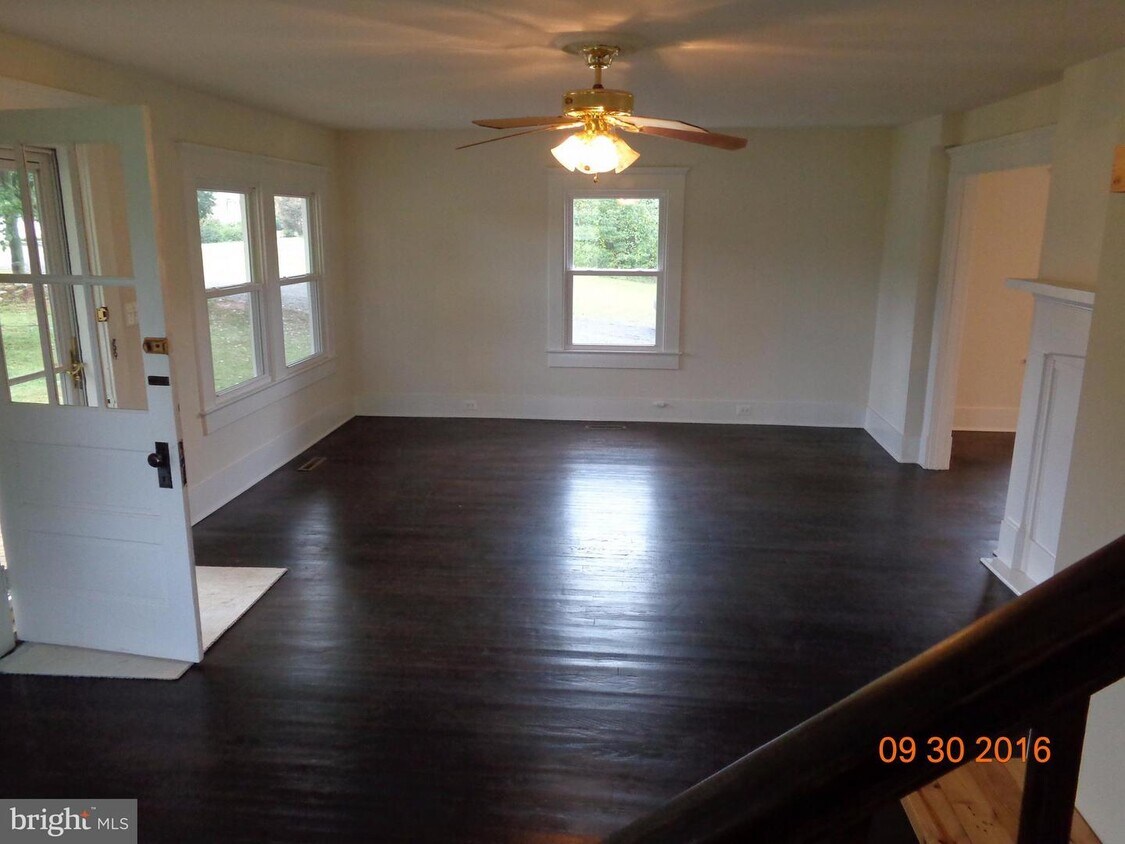 6410 Snapdragon Ln, Warrenton, VA 20187 House Rental in Warrenton, VA