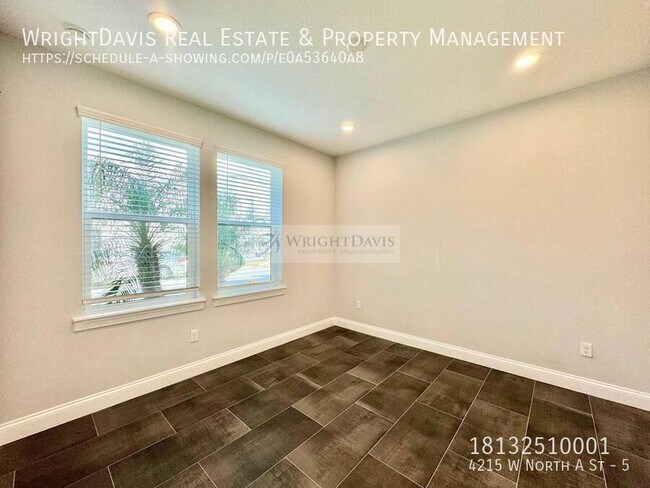 Foto del edificio - 4215 W North A St