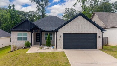 Building Photo - 4041 Elizabeth Ct
