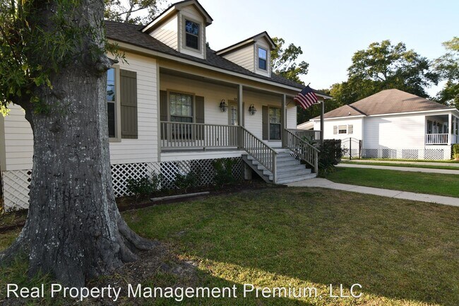 Foto del edificio - 3 br, 2 bath House - 3297 Tupelo St