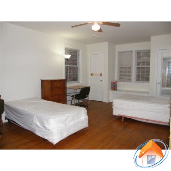 Foto del edificio - 247 Haines St