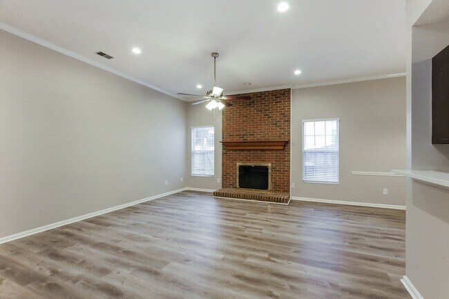 Foto del edificio - 14224 Quartz Ln