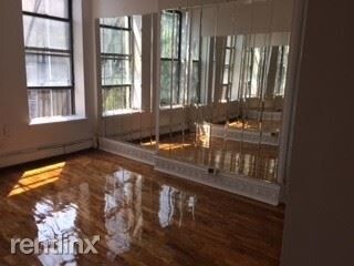 Foto del edificio - 228 Monroe St