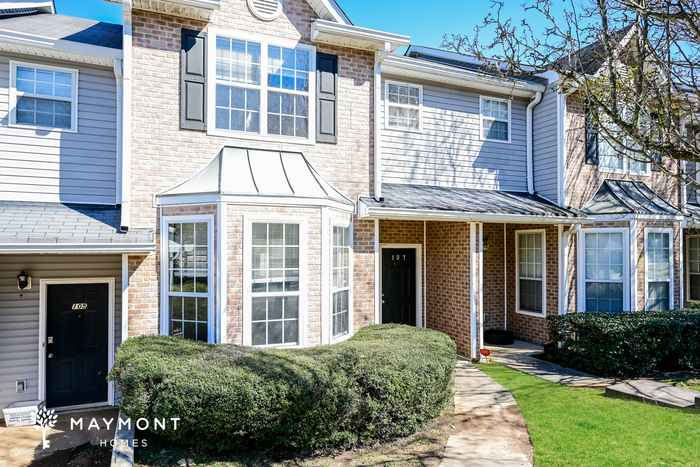 Foto del edificio - Inviting Townhome in Conyers, GA