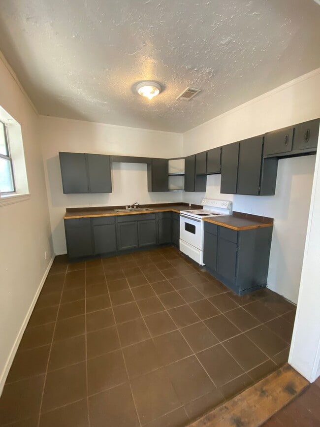 Foto del edificio - 1409 N 21st St