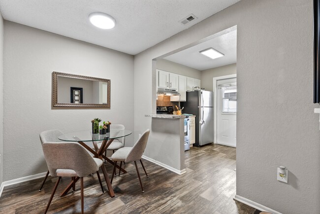 Building Photo - Villas at Deer Park Apartments