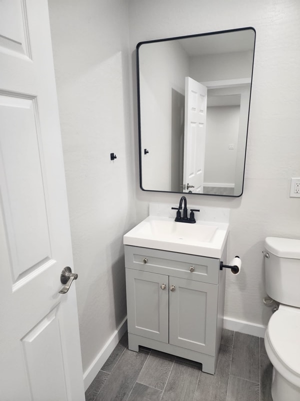 Foto del edificio - 3316 W Jefferson St