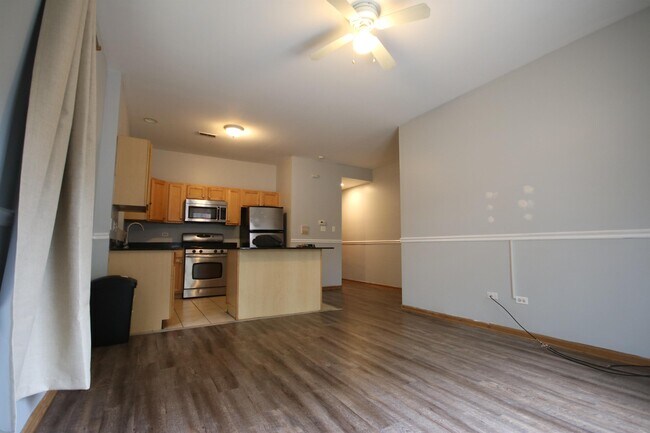 Building Photo - 3138 W Fillmore St