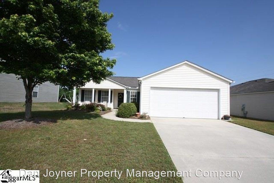Primary Photo - 3 br, 2 bath House - 107 Willow Bend Drive
