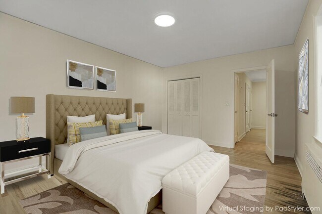 Foto del edificio - Mayflower Apartments