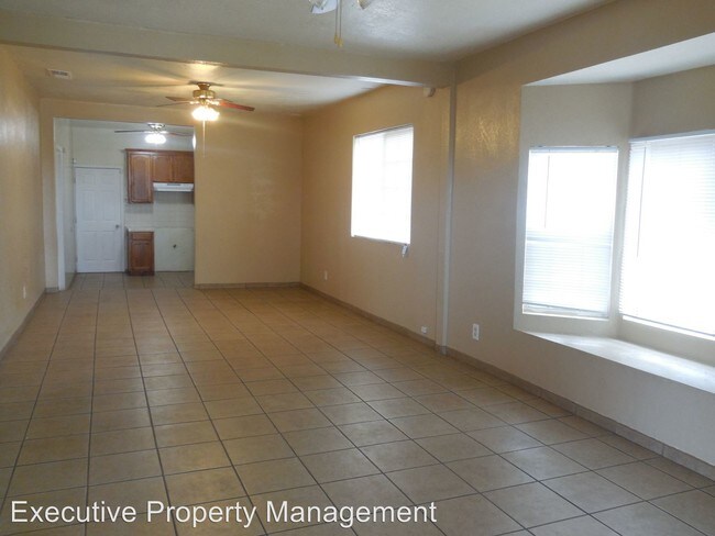 Building Photo - 3100 Jewett Ave