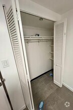 Building Photo - 34 Badeau Pl