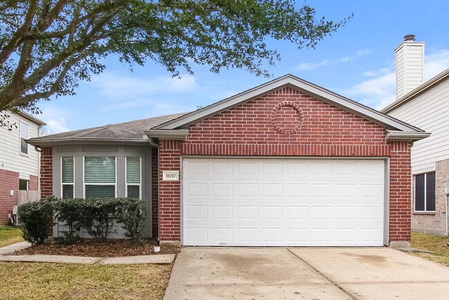 Building Photo - 18207 Trinity Knoll Way