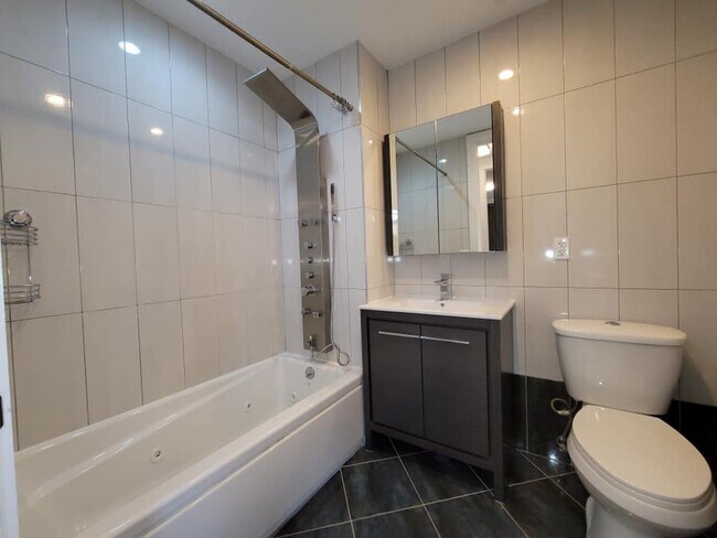 Foto del edificio - 3016 Brighton 5th St