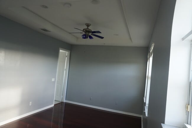 Foto del edificio - 3919 Passion Flower Rd