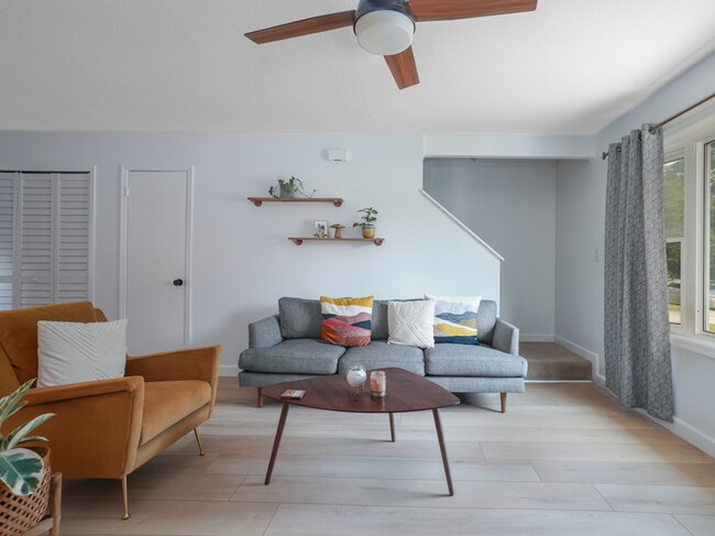 Foto del edificio - 7712 Fernbrook Way