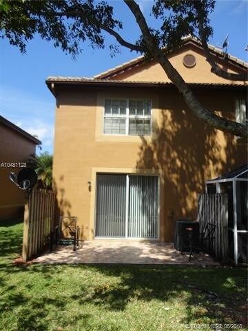 Building Photo - 1382 Barcelona Way