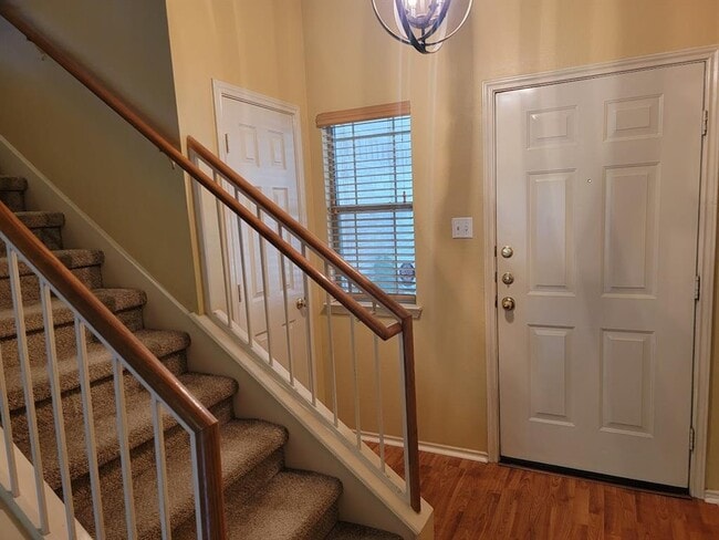 Building Photo - 14808 Sassafras Trail