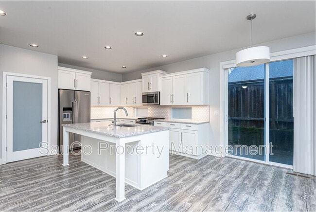 Foto del edificio - 13227 SW Maxfield Ln