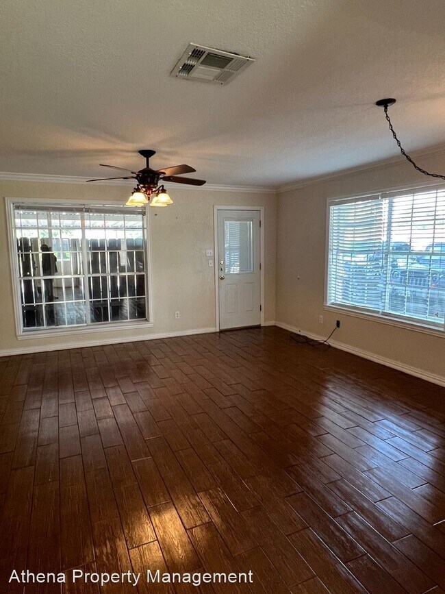 Foto del edificio - 2 br, 1.5 bath House - 3527 Helena Ave Apt 1