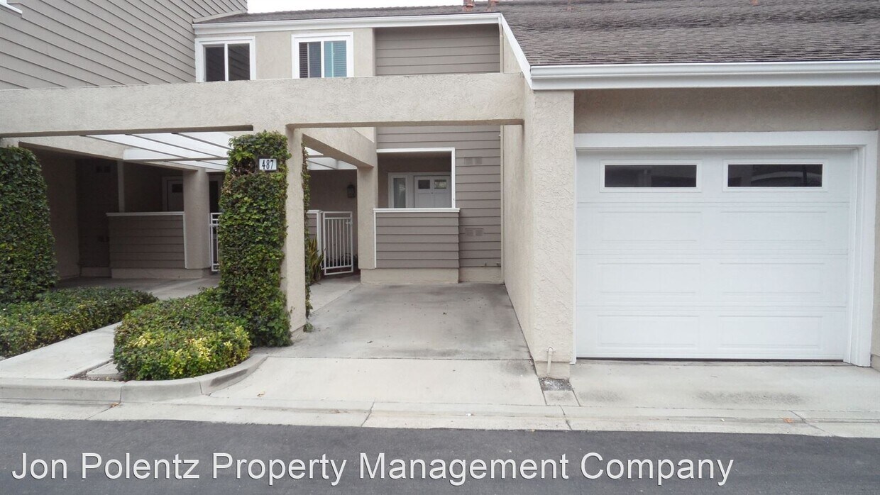 Foto principal - 2 br, 1.5 bath House - 487 Deerfield Ave.