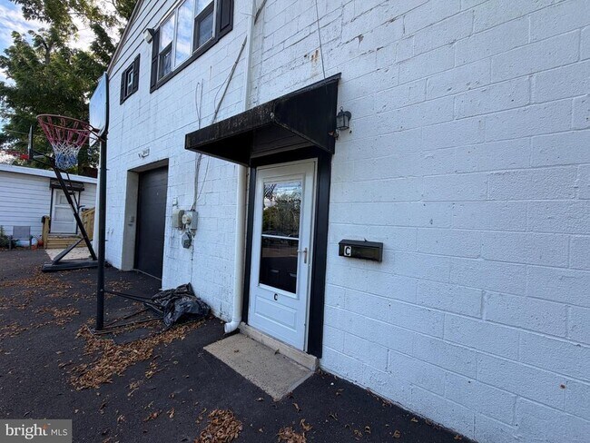 Foto del edificio - 1048 Gray Ave