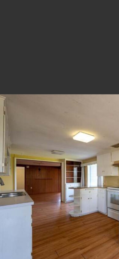 Building Photo - 1561 D St