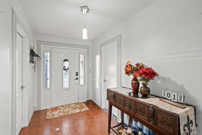 Building Photo - 415 South Eighth Street