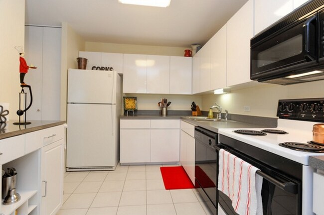 Foto del edificio - 2020 N Lincoln Park W