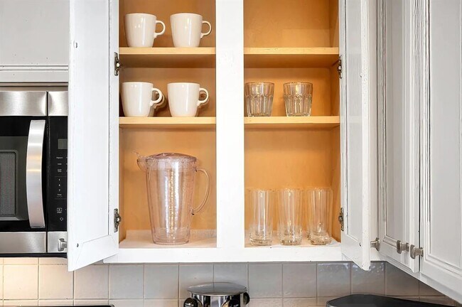 Foto del edificio - 11306 Avering Ln