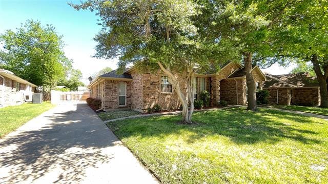 Building Photo - 2709 Serenade Ct