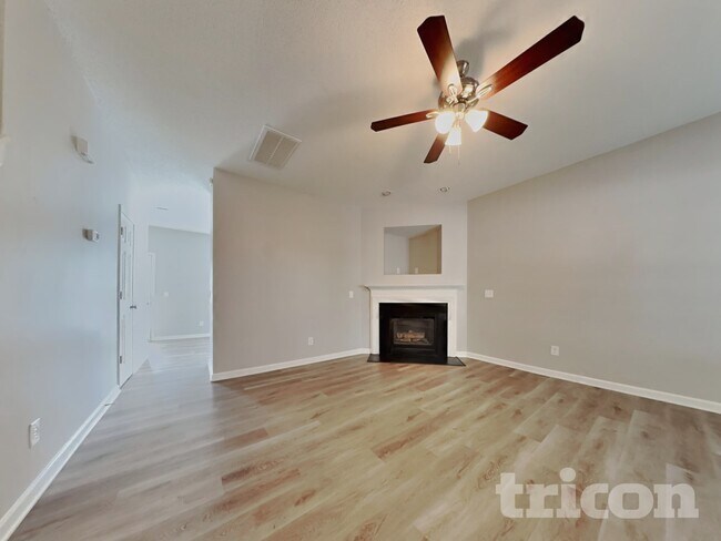 Foto del edificio - 1377 Still Point Ct