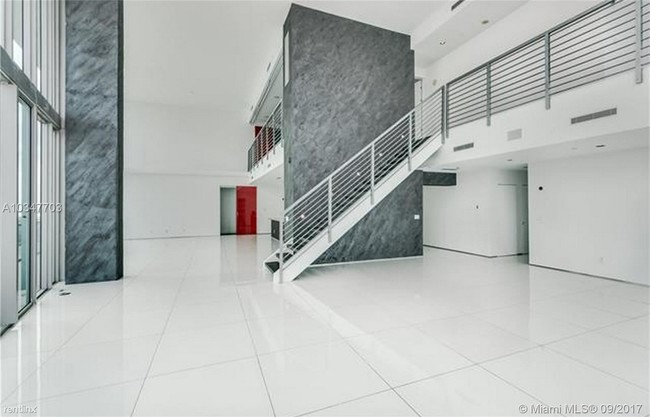 Building Photo - 888 Biscayne Blvd