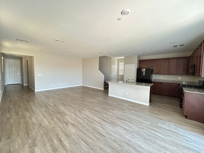 Foto del edificio - Inspirada 4-Bedroom 3-Bathroom Home!