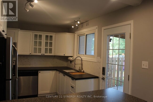Building Photo - 241 Wilfred Crescent