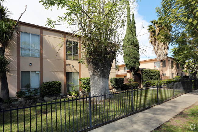 Building Photo - 1426 Minnie St