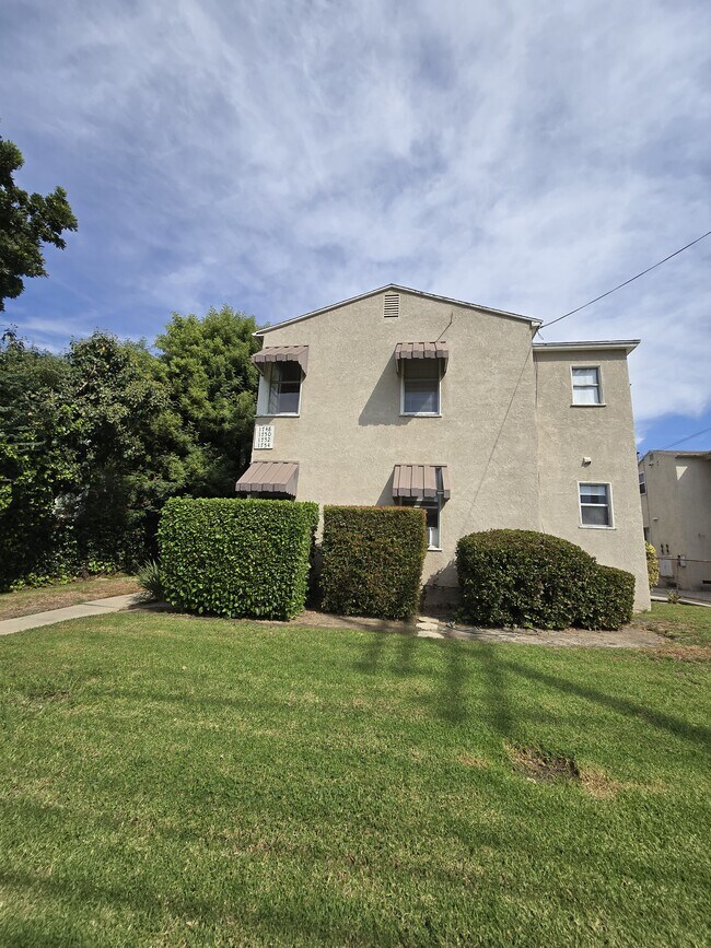 Building Photo - 1750 Scott Rd