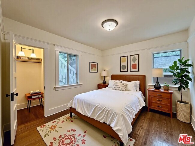 Foto del edificio - 1110 Echo Park Ave