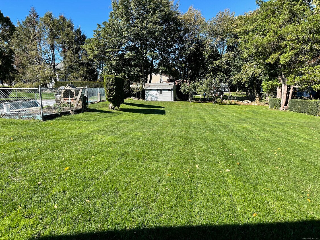 Foto del edificio - 52 Lake Ave